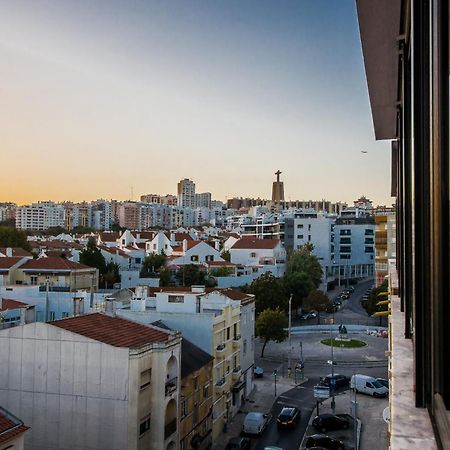 Just4U Apartment 2 Almada Exteriör bild