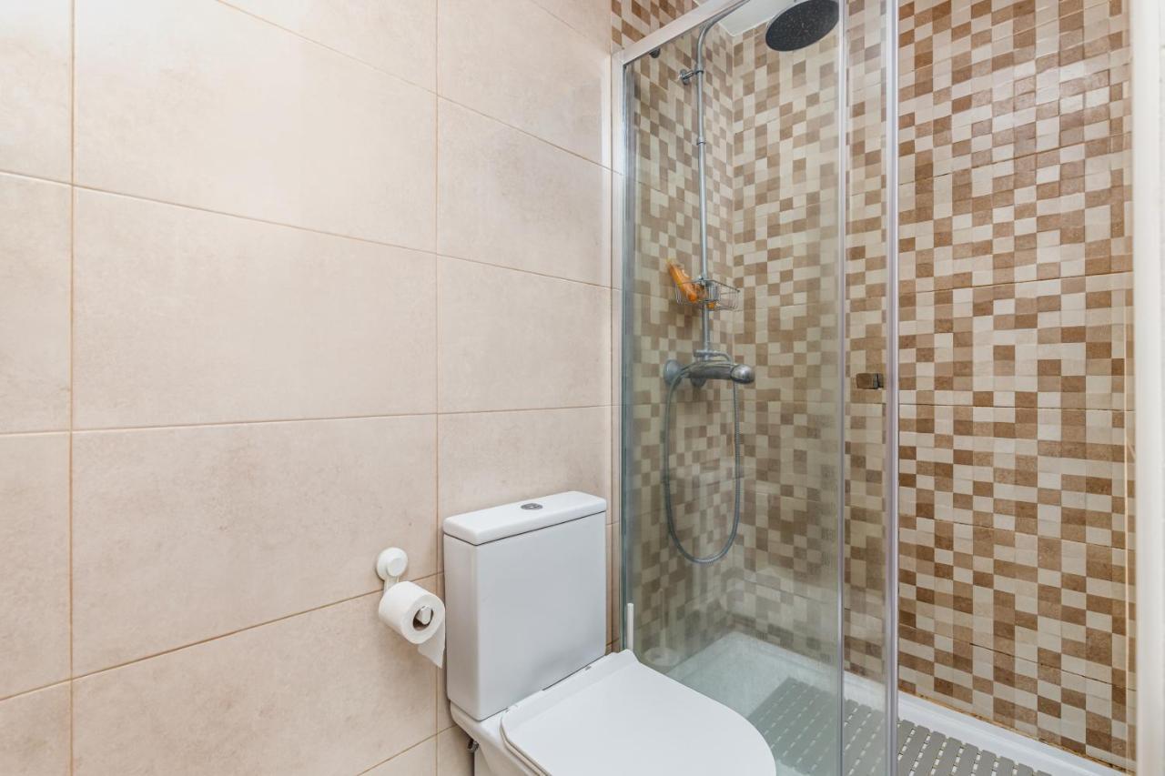 Just4U Apartment 2 Almada Exteriör bild